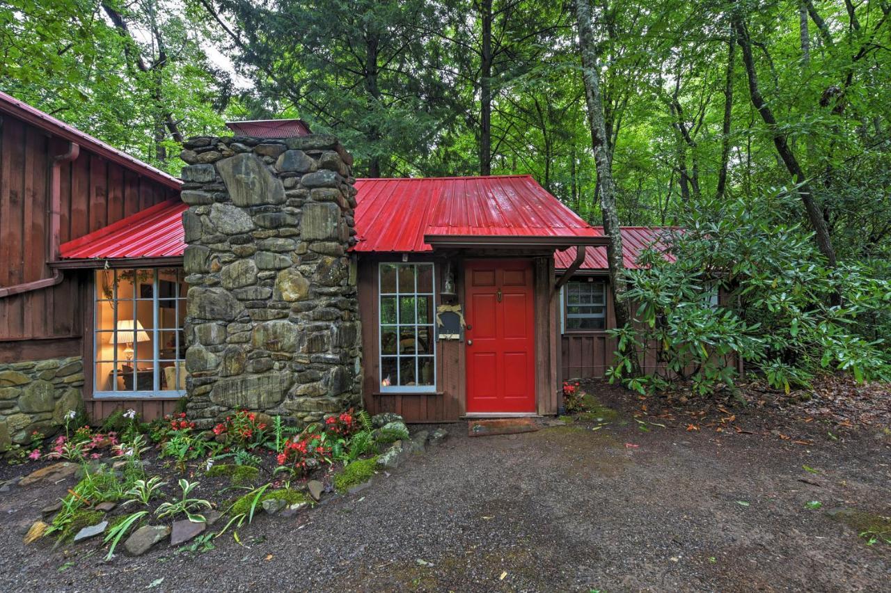 Serene Creekside Cottage Near Asheville Fire Pit Candler Exterior photo