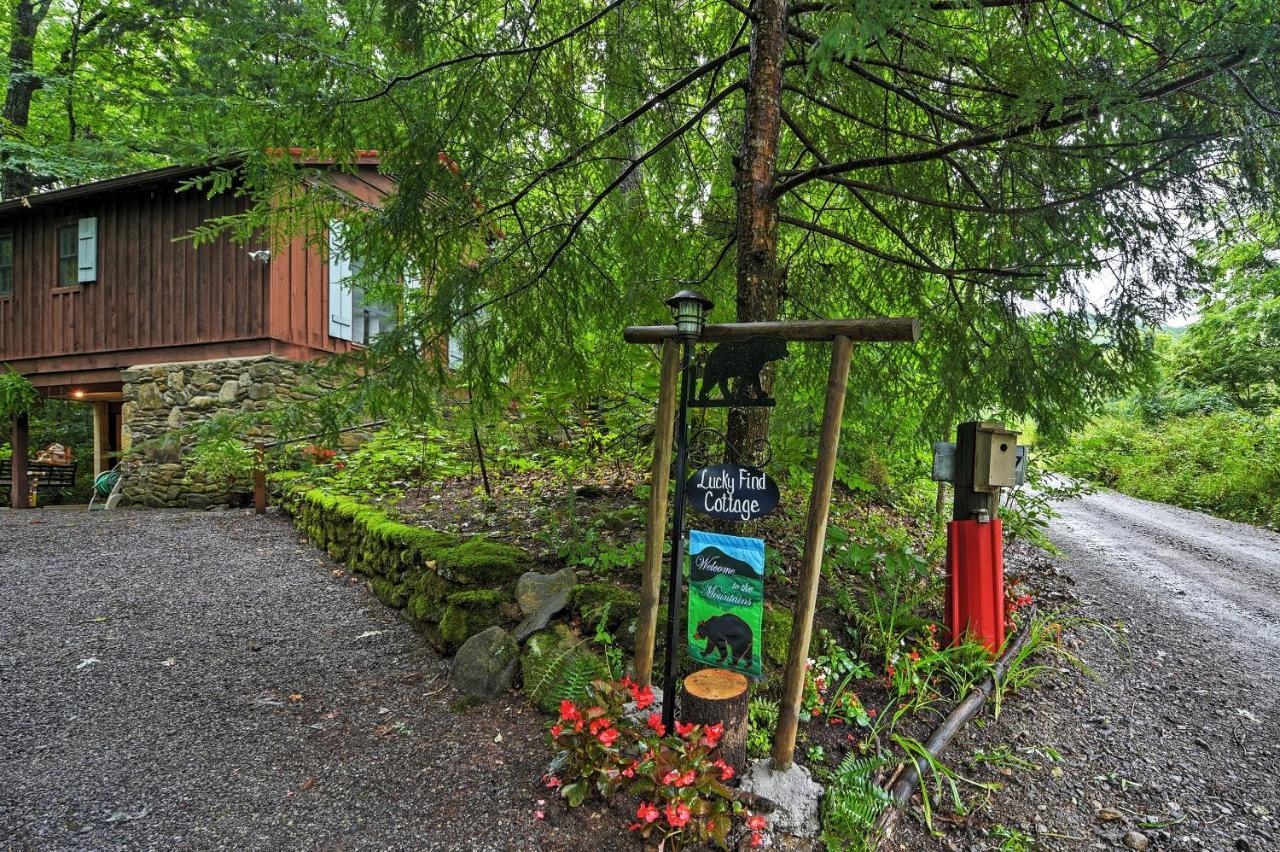 Serene Creekside Cottage Near Asheville Fire Pit Candler Exterior photo